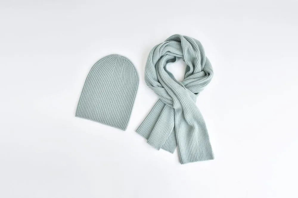CashWool Fold-over Beanie & matching scarf